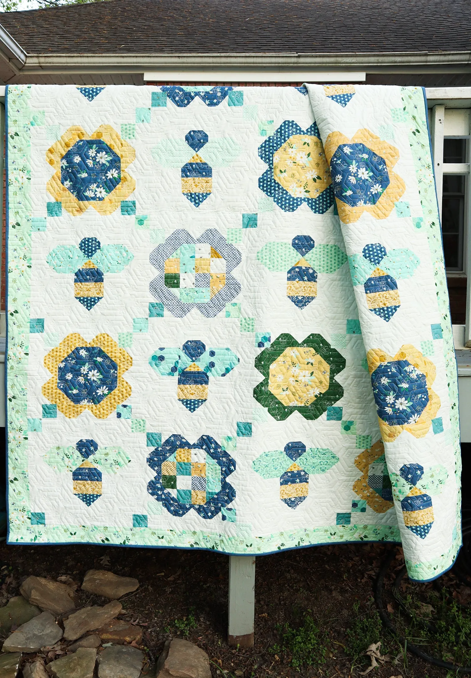 Daisy a Day Quilt Paper Pattern