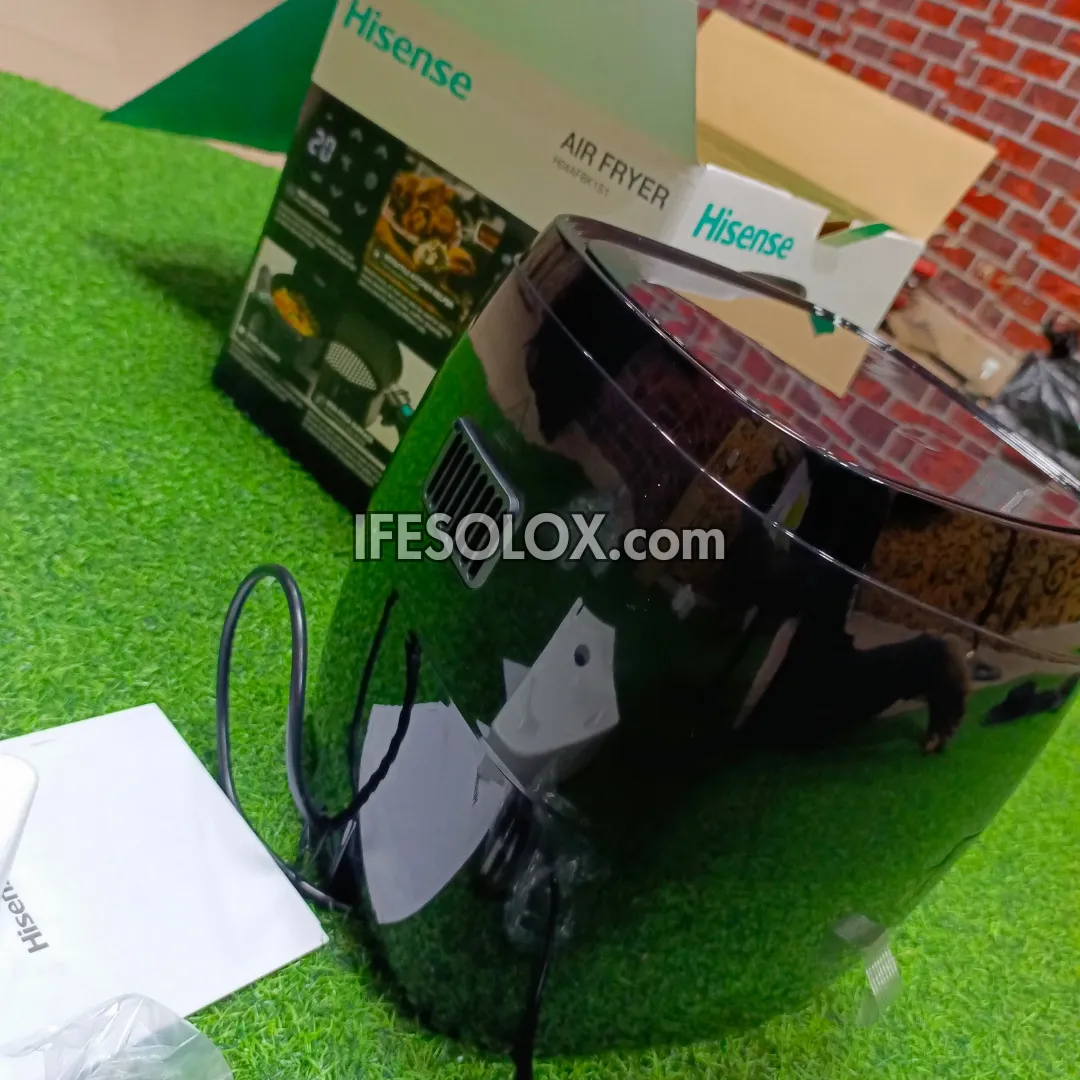 Hisense H04AfBK1S1 4.5Liter Air Fryer with 1400W and LED Control Panel - Brand New