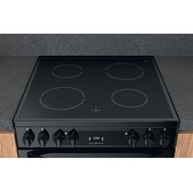 Hotpoint HDM67V92HCB 60cm Electric Cooker with Ceramic Hob - Black