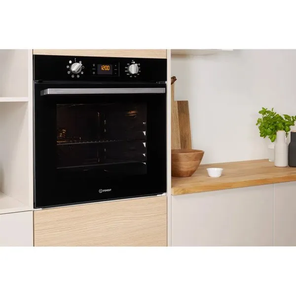 Indesit Aria IFW6340BLUK Electric Single Built in Oven in Black